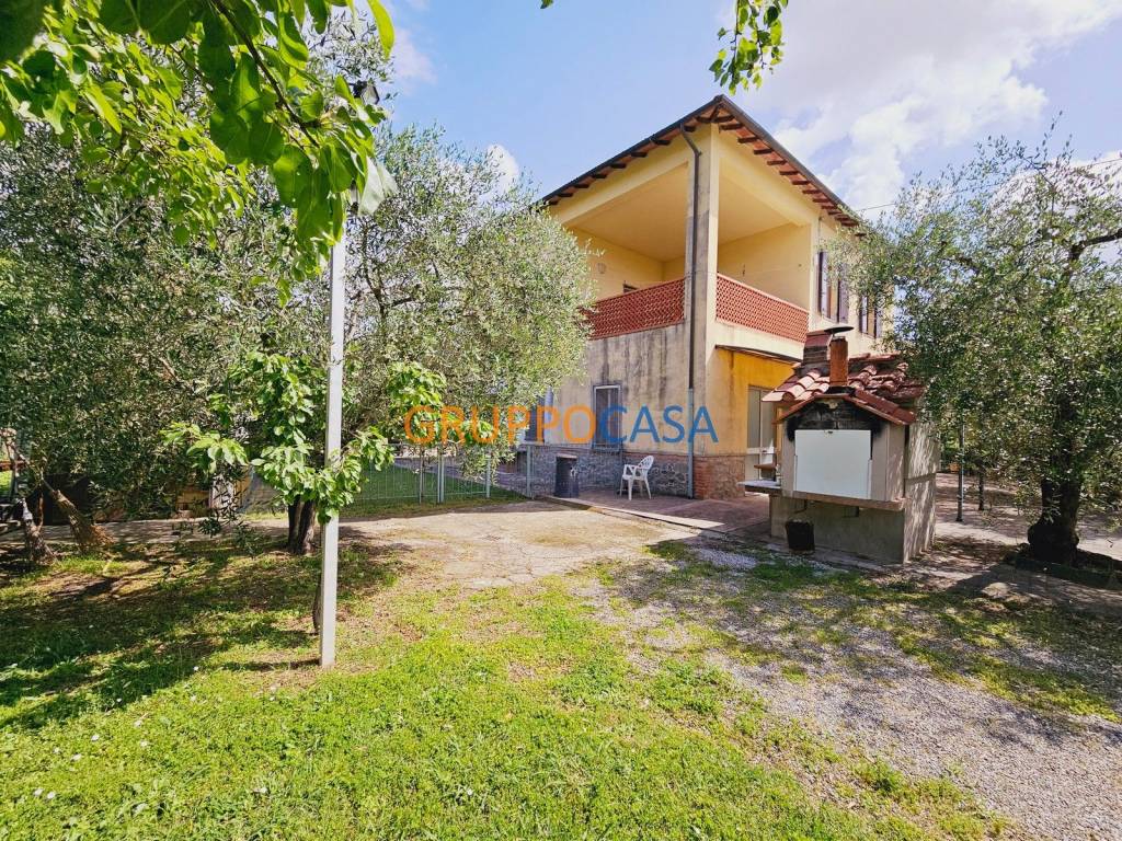 Villa a Pescia in Via Guinigi, 30 - Foto 4