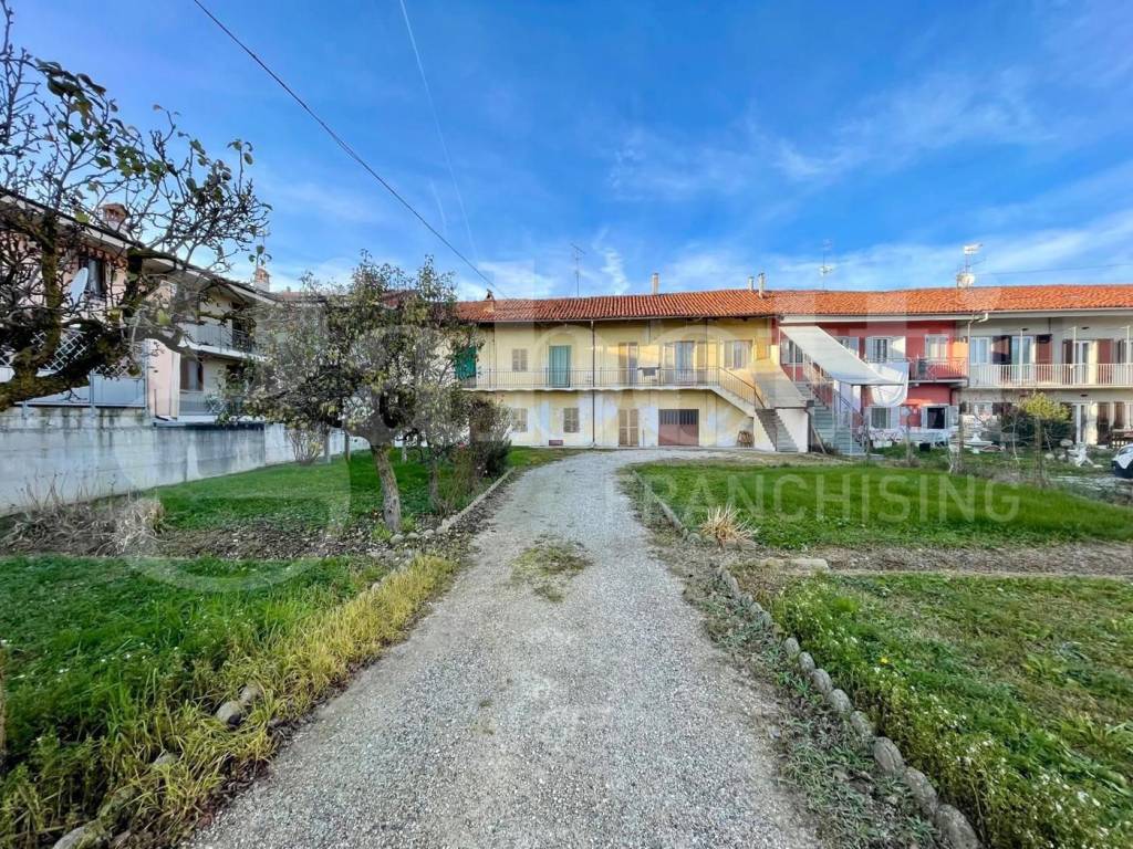 Rustico / casale a Bra in Via Visconti Venosta - Foto 3