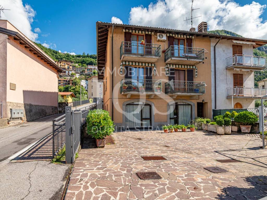 Casa indipendente a Predore in Via Micideno Foresti, 2 - Foto 3