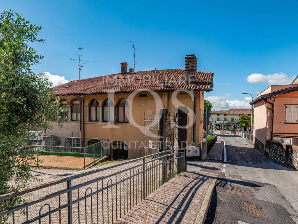 Casa indipendente a Predore in Via Micideno Foresti, 2 - Foto 4