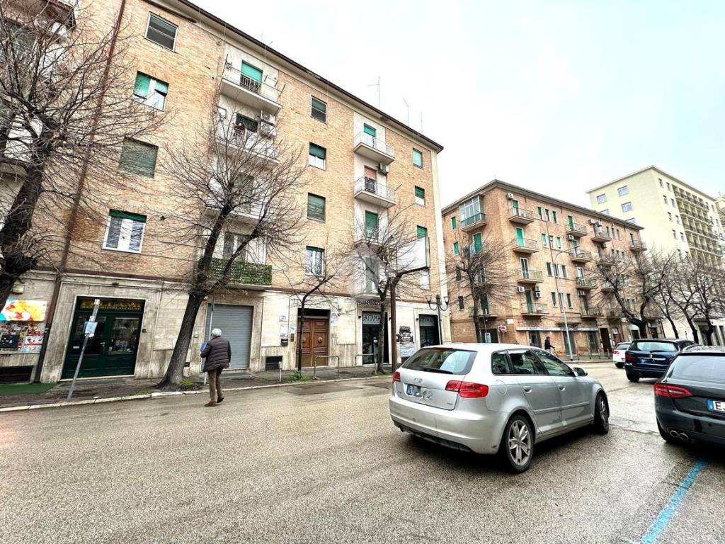 Appartamento a Foggia in Via della Repubblica, 38 - Foto 3