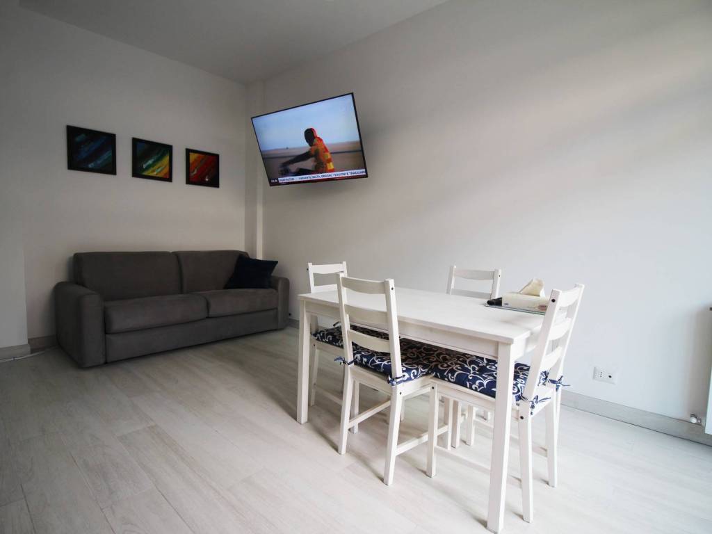 Appartamento a Arona in Via Torino - Foto 4