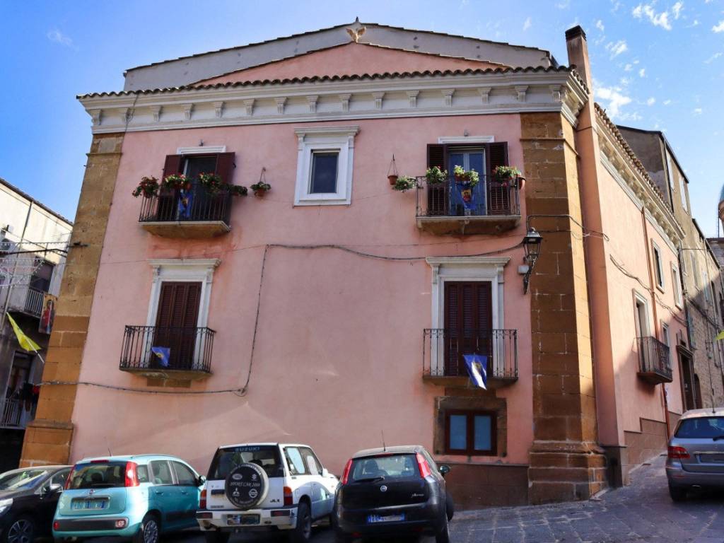 Appartamento a Piazza armerina in Via Camillo Benso di Cavour, 30 - Foto 2