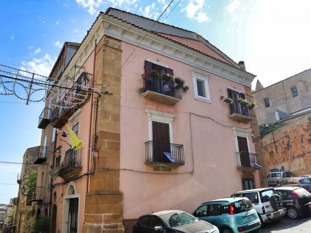 Appartamento a Piazza armerina in Via Camillo Benso di Cavour, 30 - Foto 3