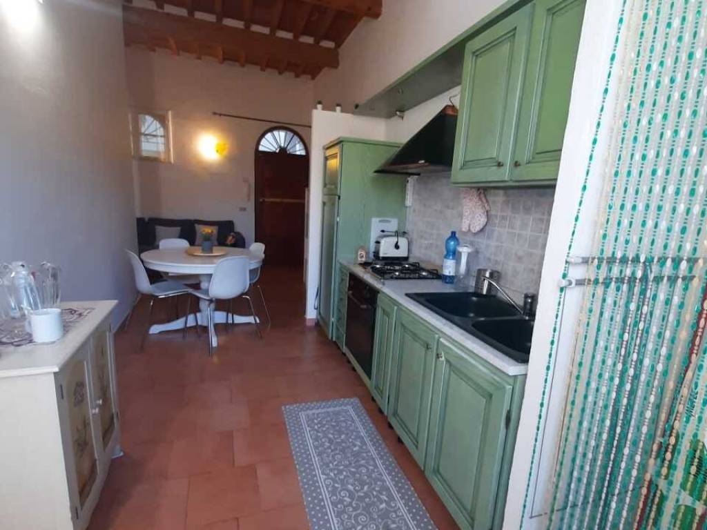 Attico / mansarda a Pescia in Piazza del Duomo - Foto 4