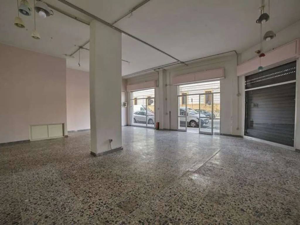 Immobile a Cagliari in Via Piemonte, 25 - Foto 2
