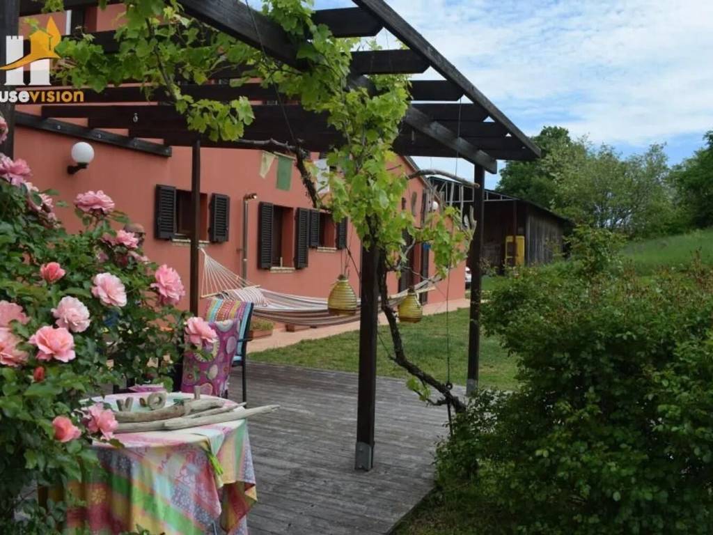Villa a Trecastelli in Località Monterado S.N.C. - Foto 2