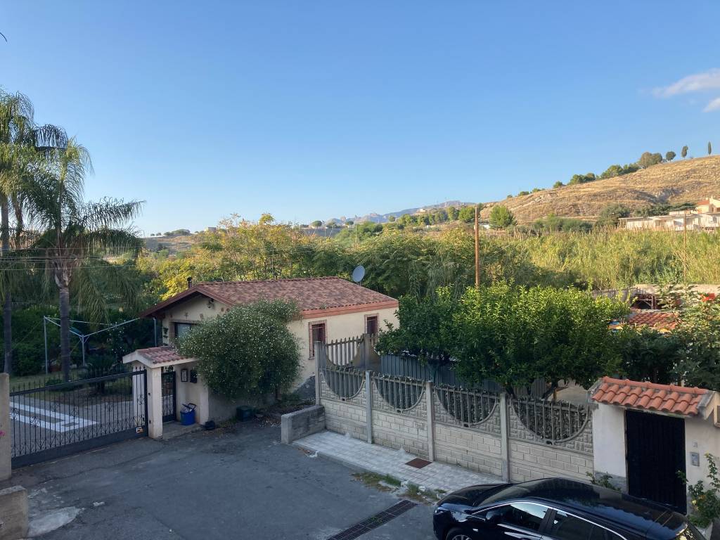 Rustico / casale a Melito di porto salvo in Via Madonnuzza - Foto 4