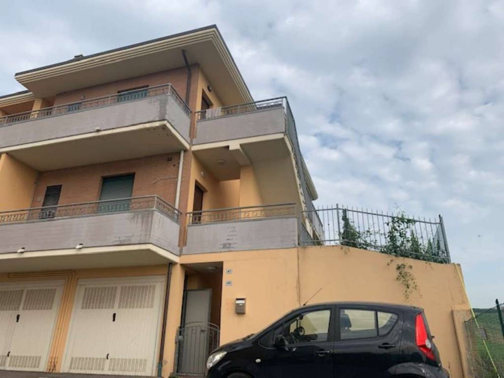 Immobile a Montecalvo in foglia in via Sandro Pertini snc - Foto 3