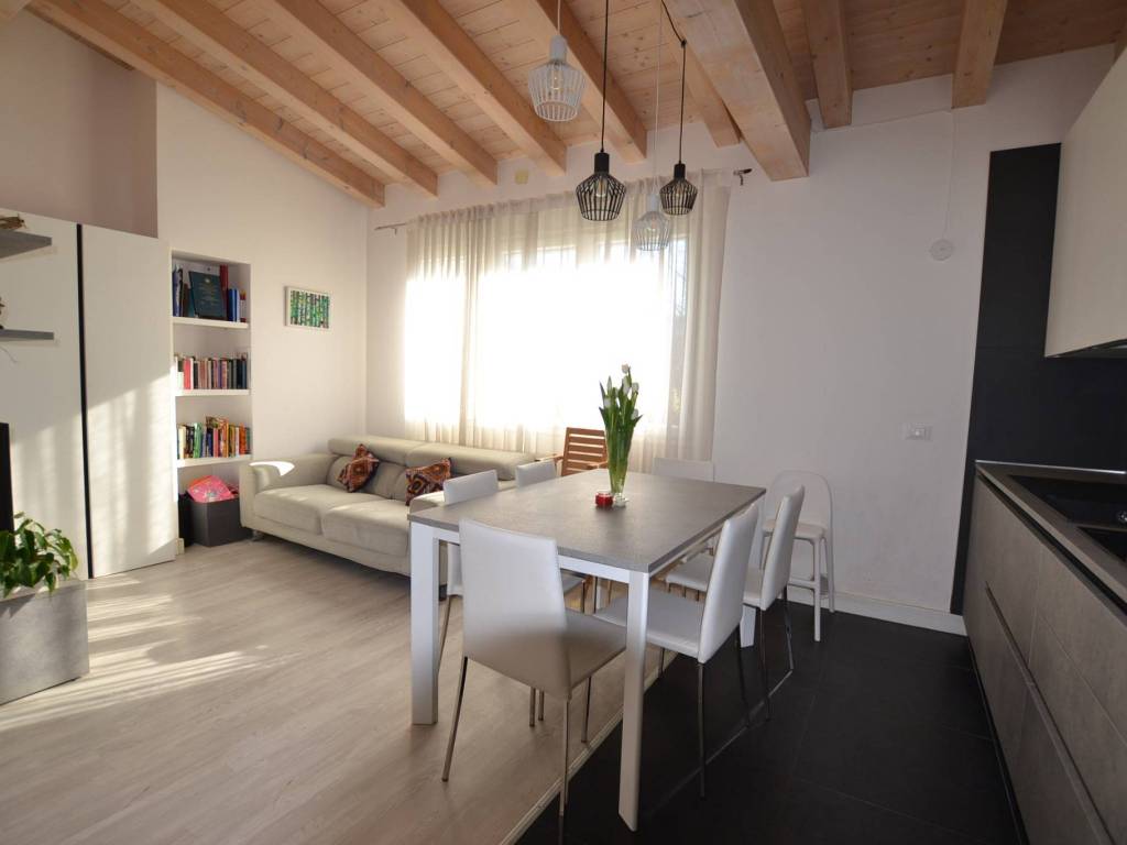 Villa a Pordenone in Via Montebelluna - Foto 4