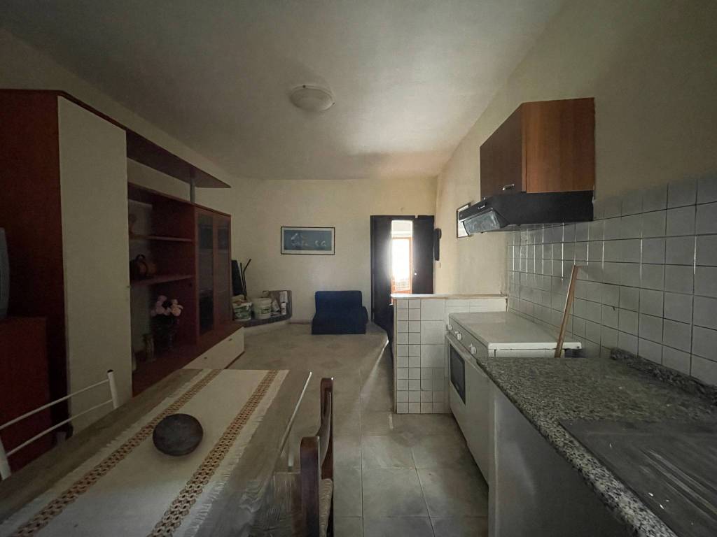 Appartamento a Terracina in Via Santa Rufina - Foto 3