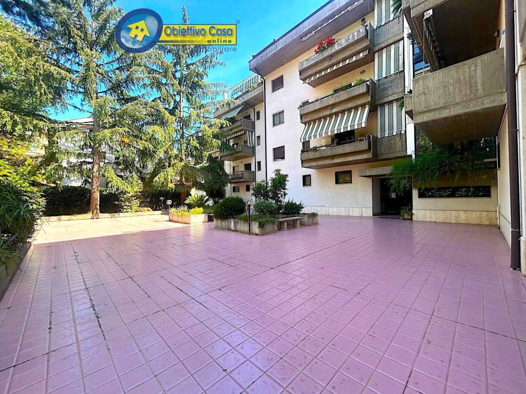 Appartamento a Teramo in piazza aldo moro, 40 - Foto 2