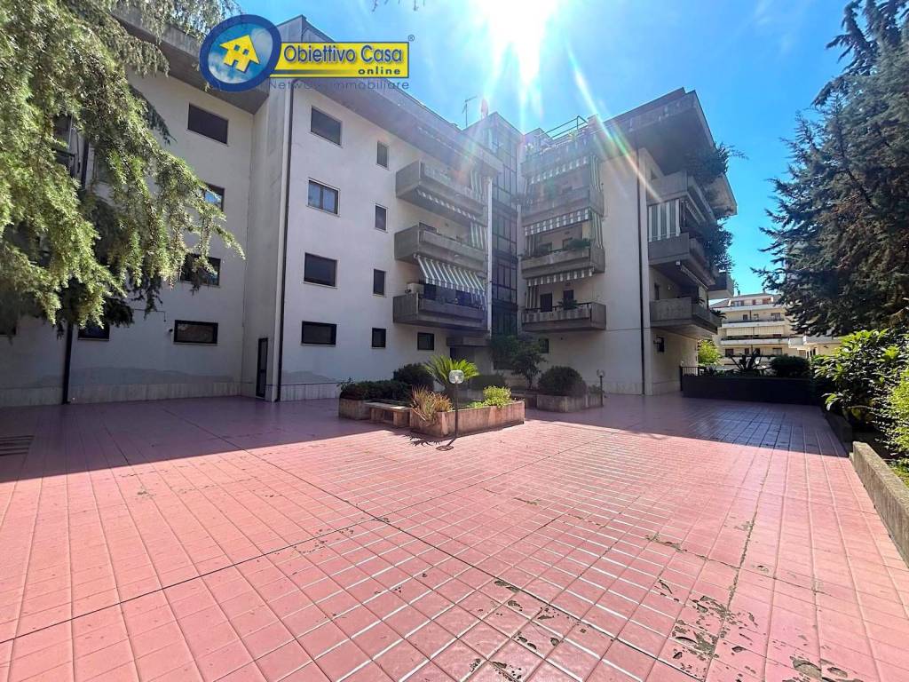 Appartamento a Teramo in piazza aldo moro, 40 - Foto 3