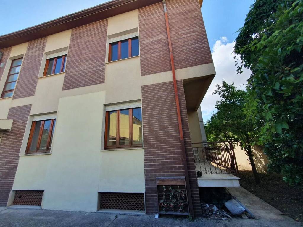 Villa a Oristano in Via Taranto - Foto 2