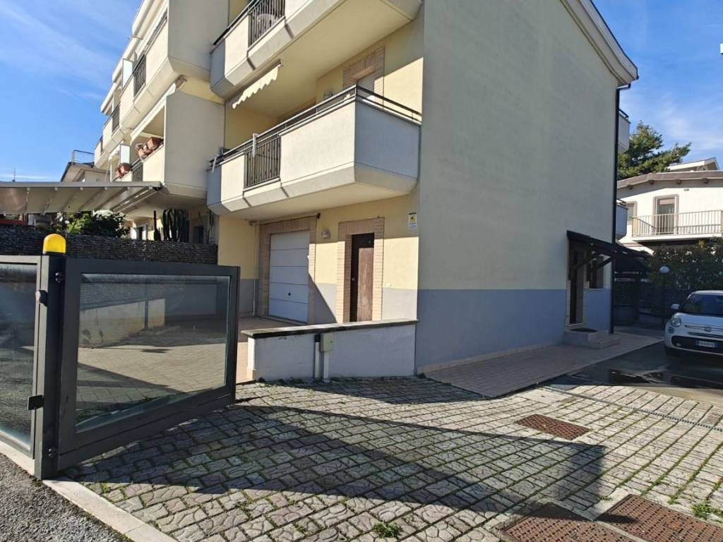 Villetta a schiera a Pescara in Strada Colle Renazzo - Foto 2