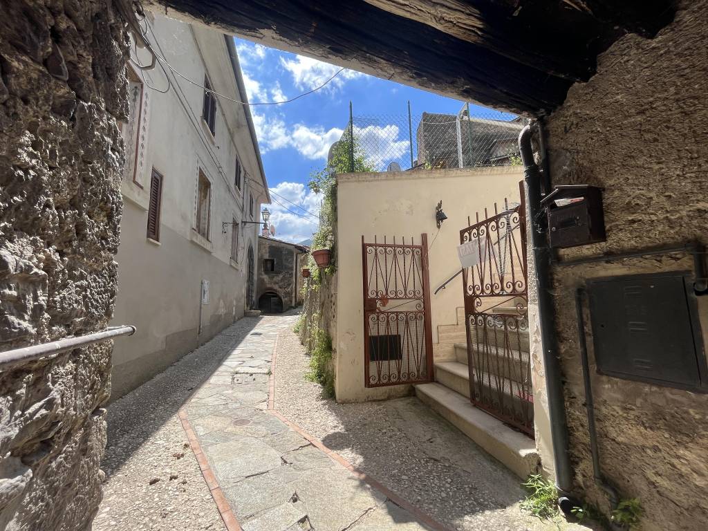 Villa a Castel sant'angelo in Via Ghibellini - Foto 4