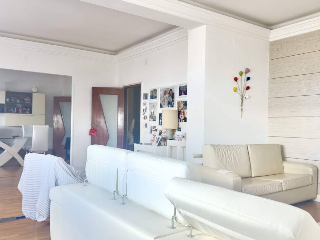 Appartamento a Taranto in VIA REGINA MARGHERITA, 1 - Foto 4