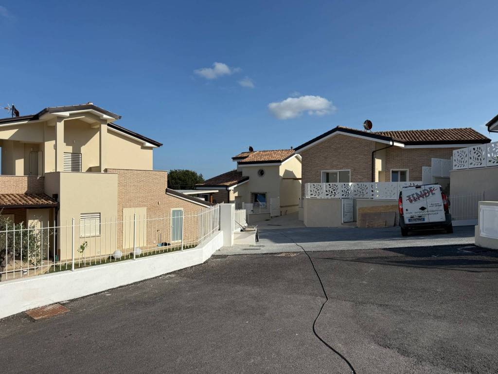 Villa a Recanati in Via Pintura del Braccio - Foto 3