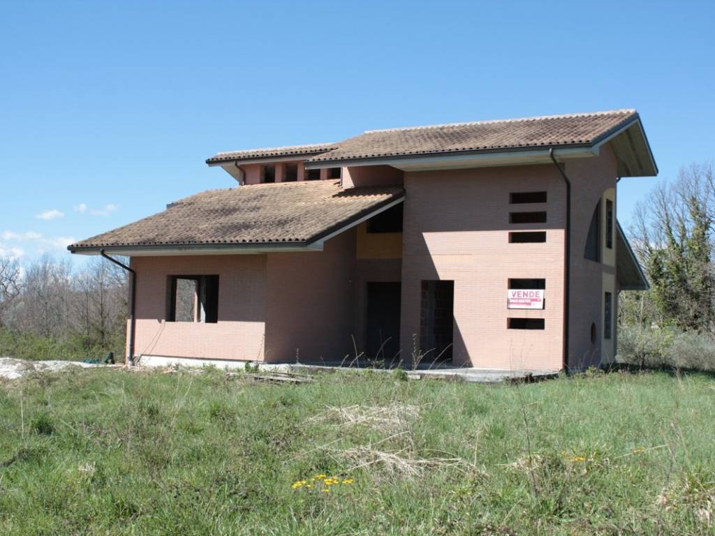 Villa a Isernia in C.da Castagna, sn - Foto 4