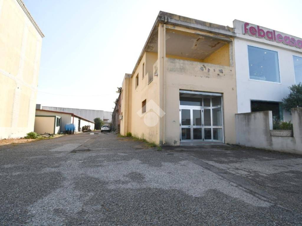 Immobile a San sperate in SS 131 - Foto 2