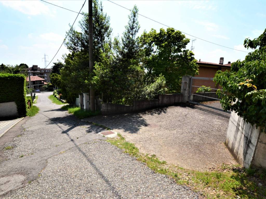 Terreno a Merate in Via Raffaello Sanzio - Foto 3