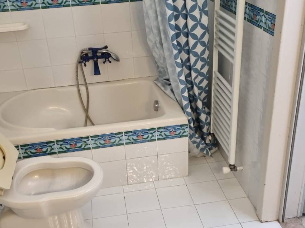 Appartamento a Lecce in Via Duca d'Aosta, 58 - Foto 4