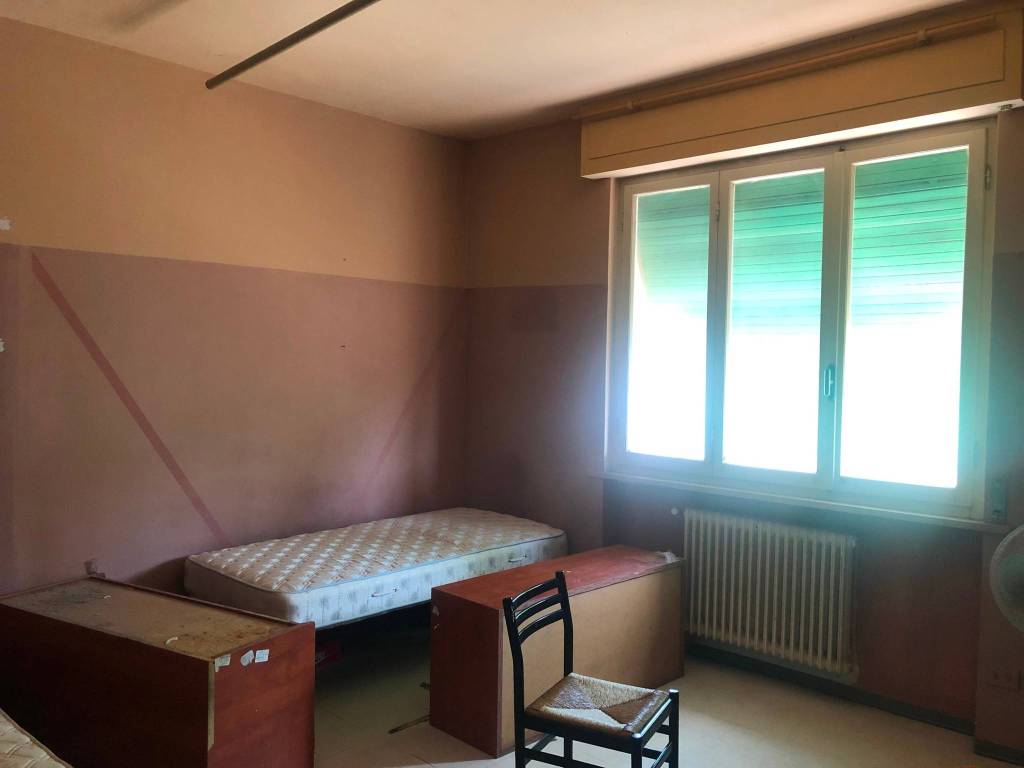 Appartamento a Pontedera in Via Vittorio Veneto - Foto 2