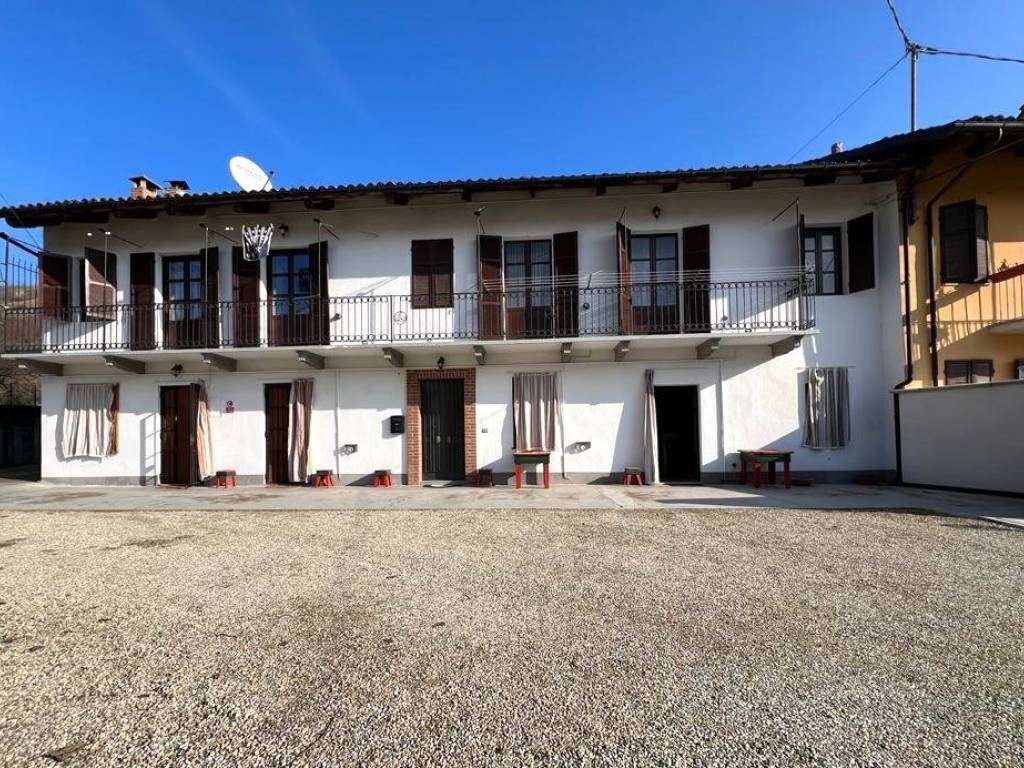 Rustico / casale a Vezza d'alba in Regione Sanche, 7 - Foto 2
