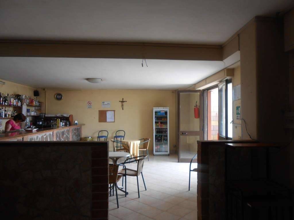 Palazzo / stabile a Francolise - Foto 3