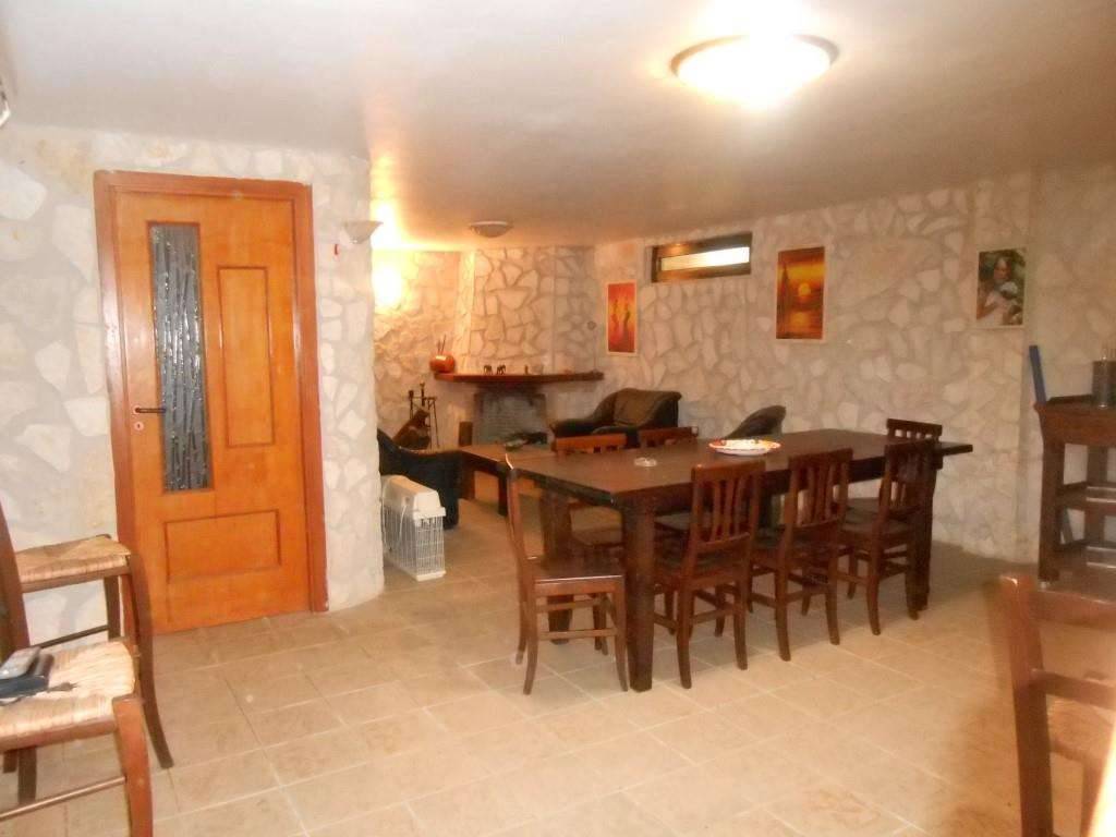 Palazzo / stabile a Francolise - Foto 4