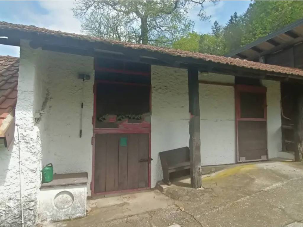 Rustico / casale a Arona in Regione Cantarana - Foto 3