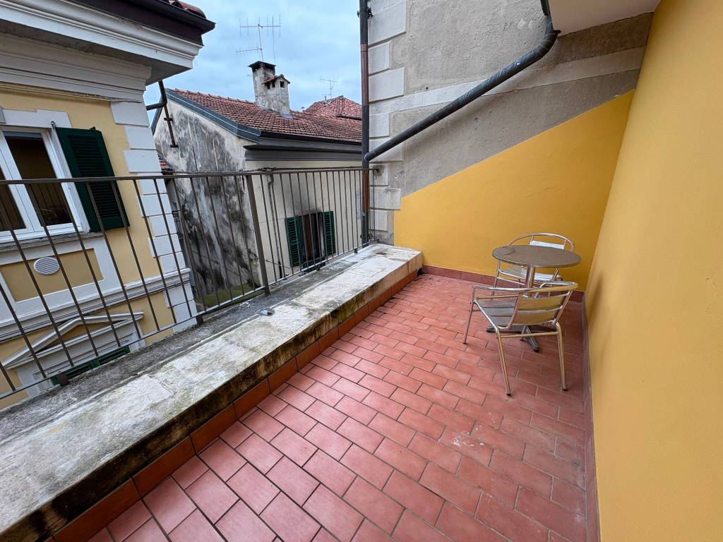 Appartamento a Verbania in Via Ruga, 36 - Foto 2