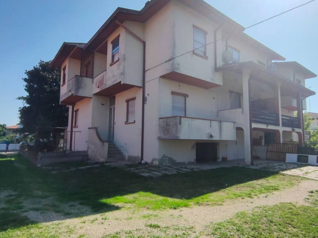 Villetta a schiera a Mesola in Piazza Vittorio Veneto - Foto 4