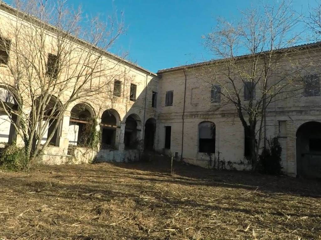 Casa indipendente a Recanati in Piazzale Pintucci Cavalieri, 6 - Foto 3