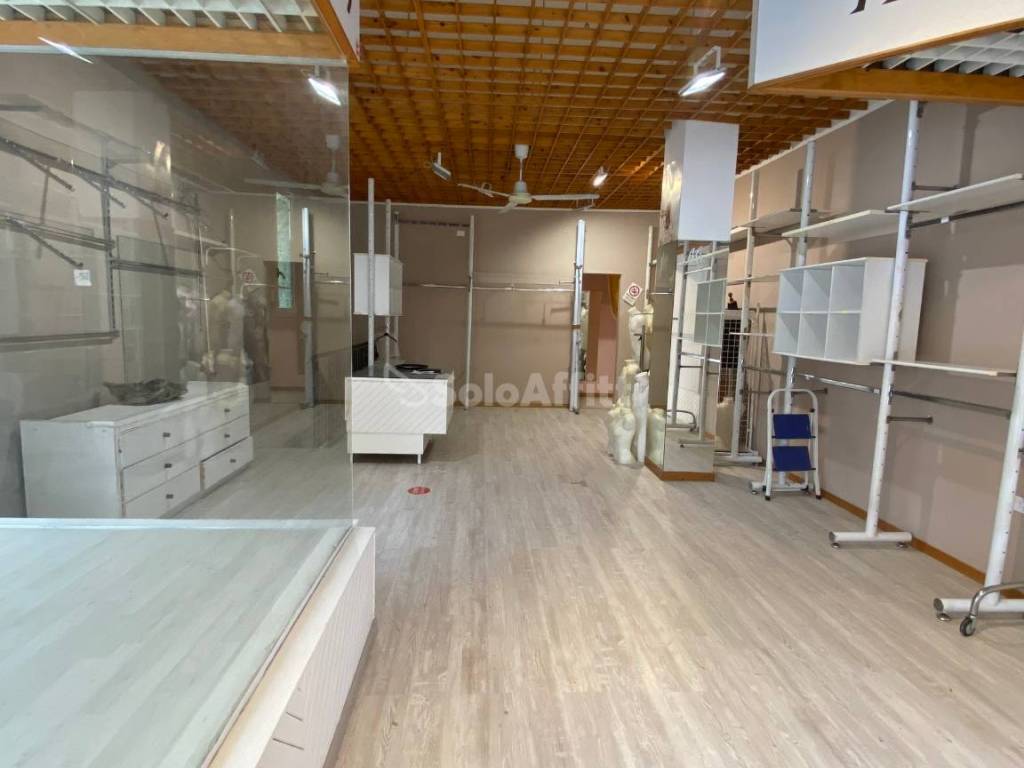 Immobile a Rimini in Viale Paolo Toscanelli, 35 - Foto 3
