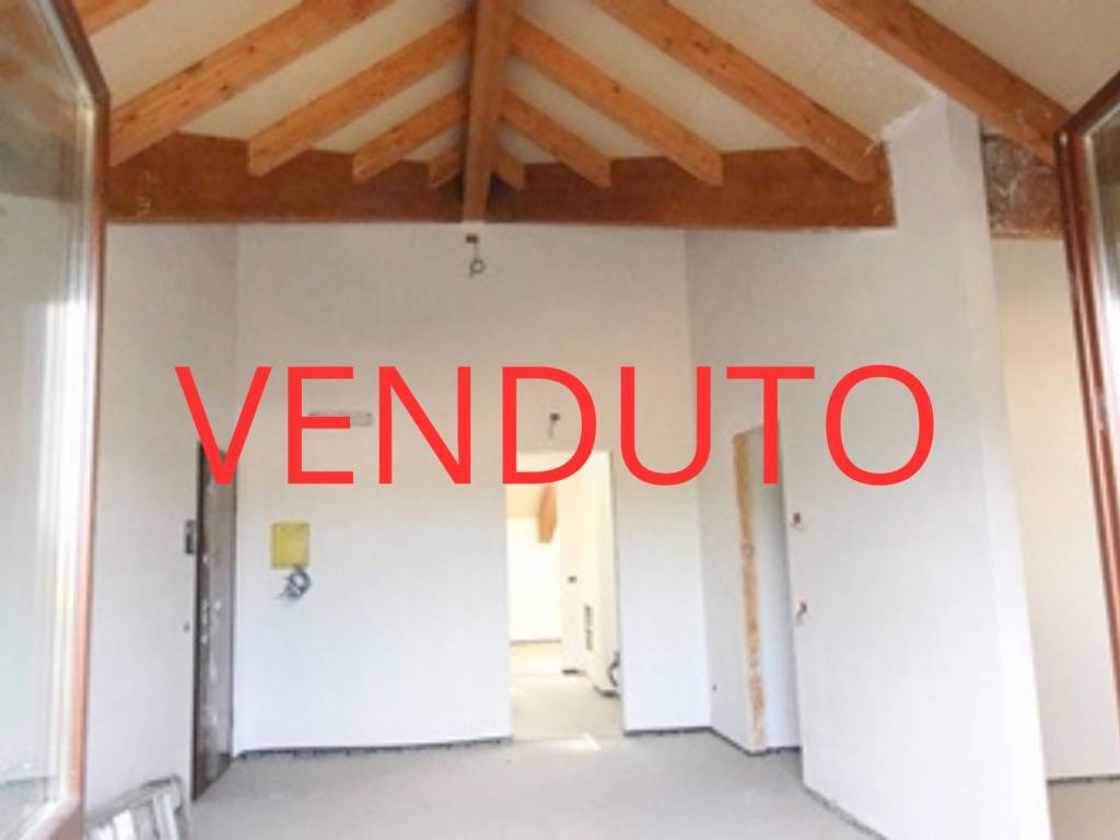 Appartamento a Cassano magnago in Via Sant'Anna - Foto 1