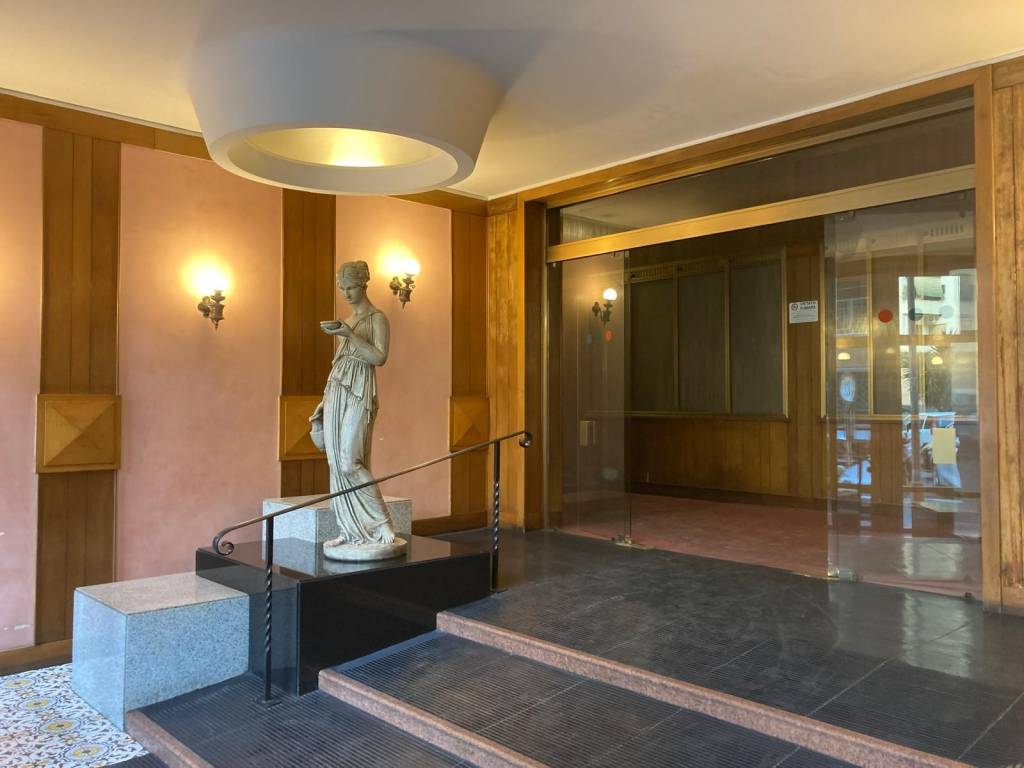 Appartamento a Roma in Via Appia Nuova, 572 - Foto 2