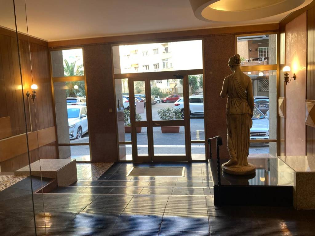 Appartamento a Roma in Via Appia Nuova, 572 - Foto 4