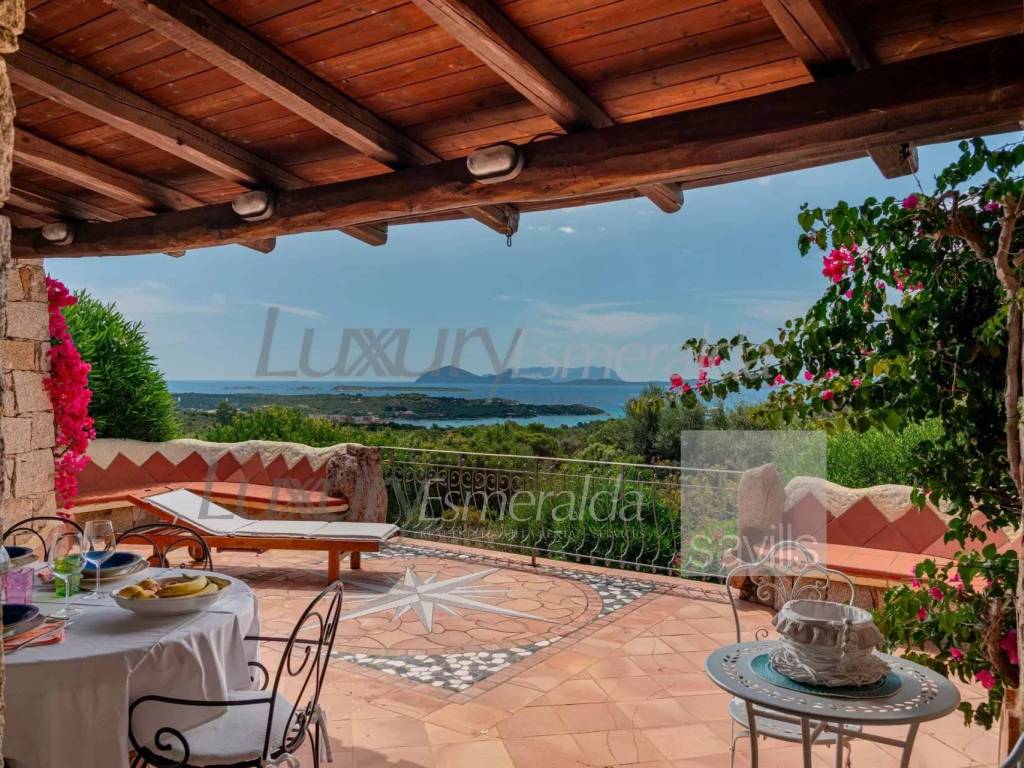 Villa a Arzachena in LOCALITA` LI LICCIOLI n. - Foto 2