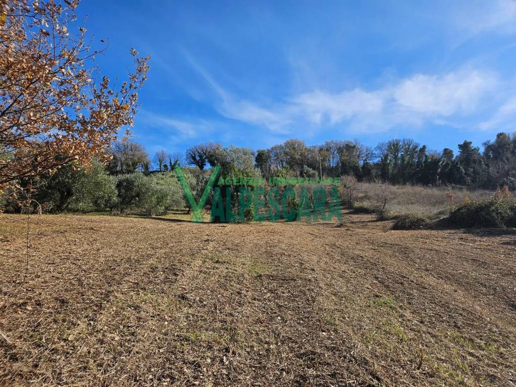 Terreno a Chieti in Strada Provinciale Valle Lunga - Foto 4