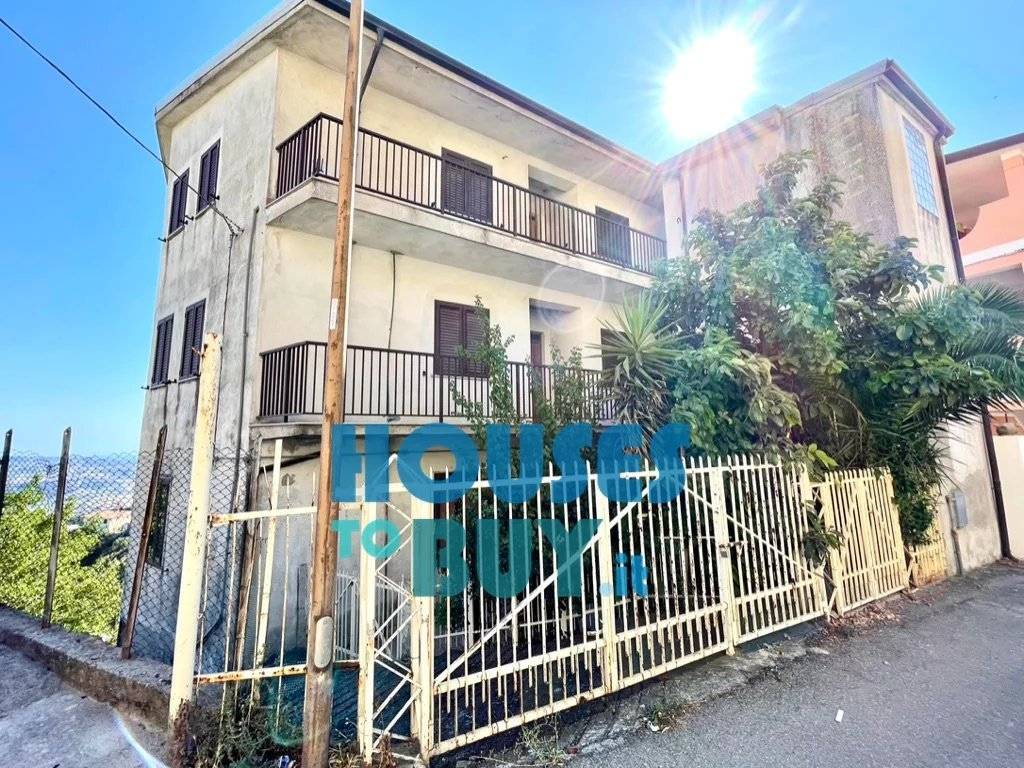 Casa indipendente a Carfizzi in via Pietro Nenni, 12. - Foto 3