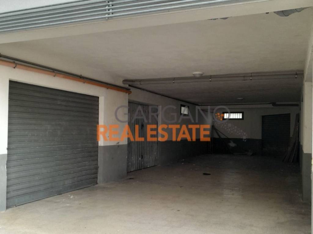 Box / garage a Vieste in Via San Nicola di Mira - Foto 2