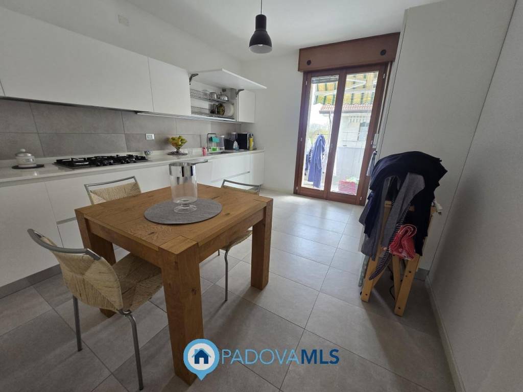 Appartamento a Padova in Via Emilio Faa' Di Bruno - Foto 5