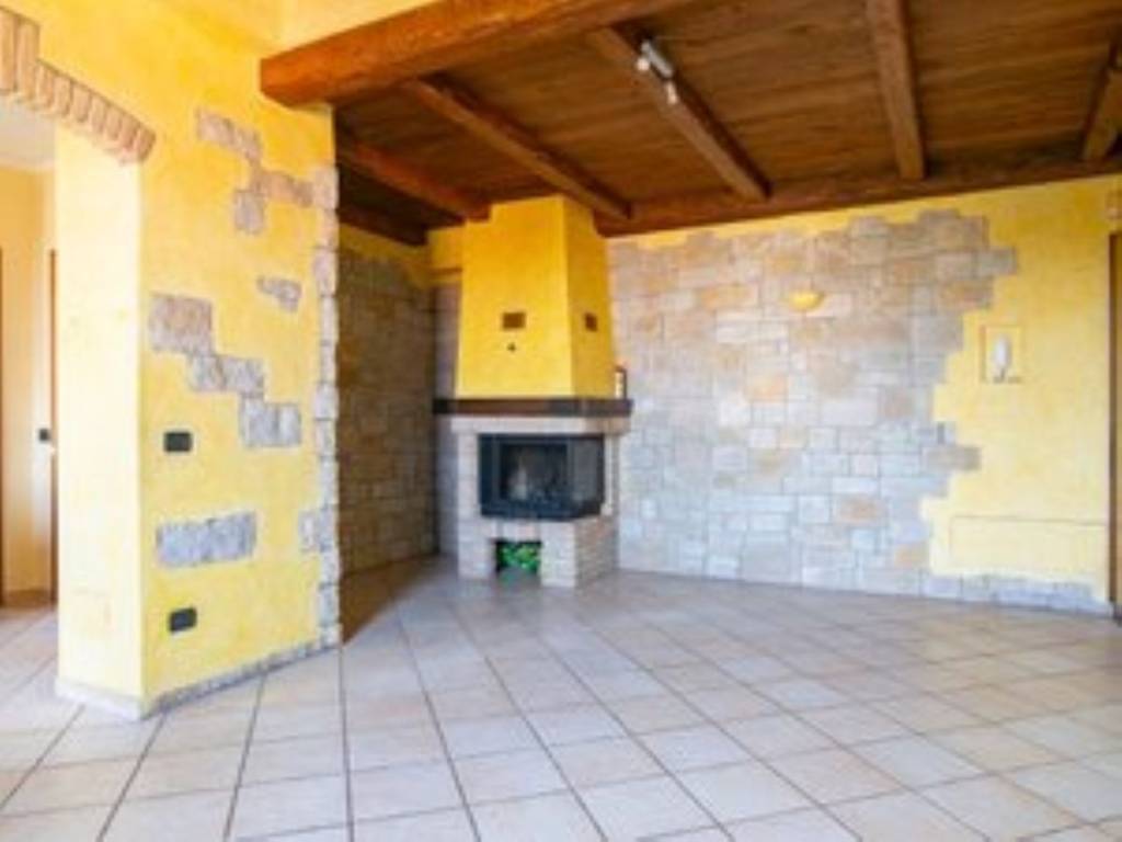 Appartamento a Zelo buon persico in Viale Repubblica, 47 - Foto 2
