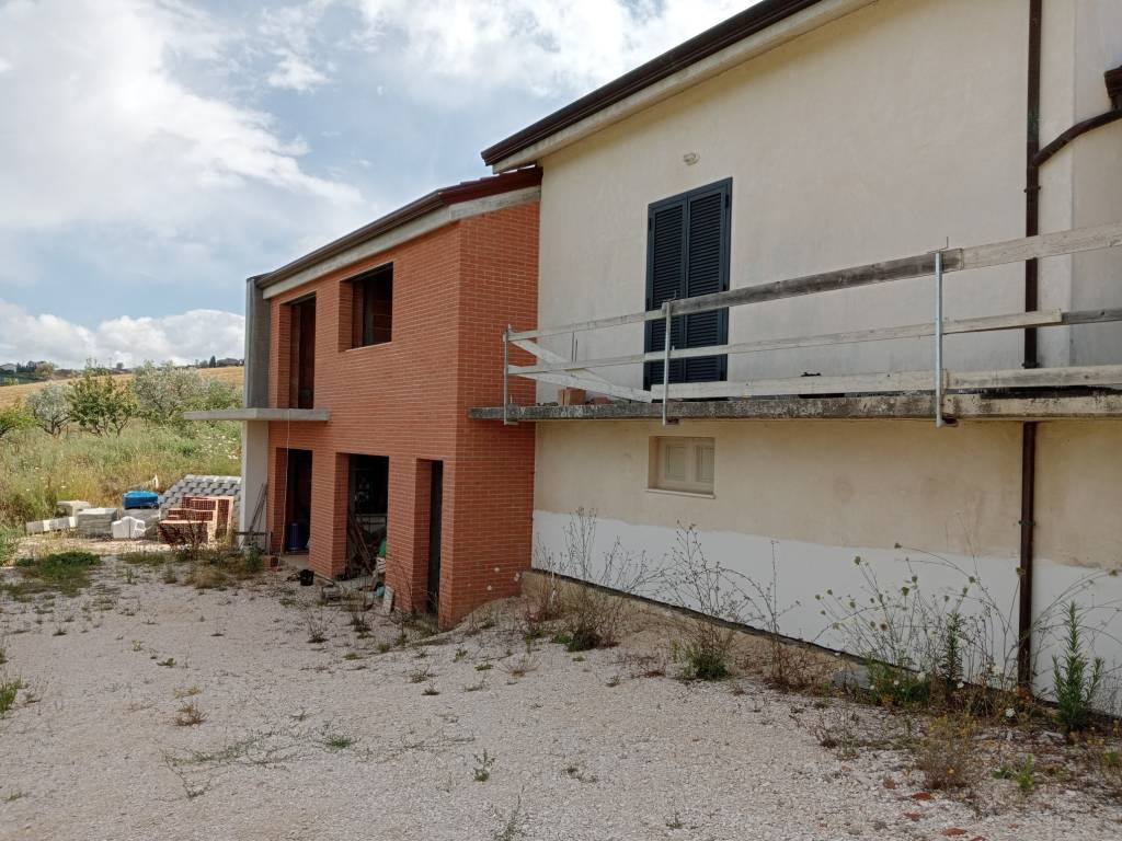 Villa a Oratino in Strada Interpoderale Lammerti - Foto 2