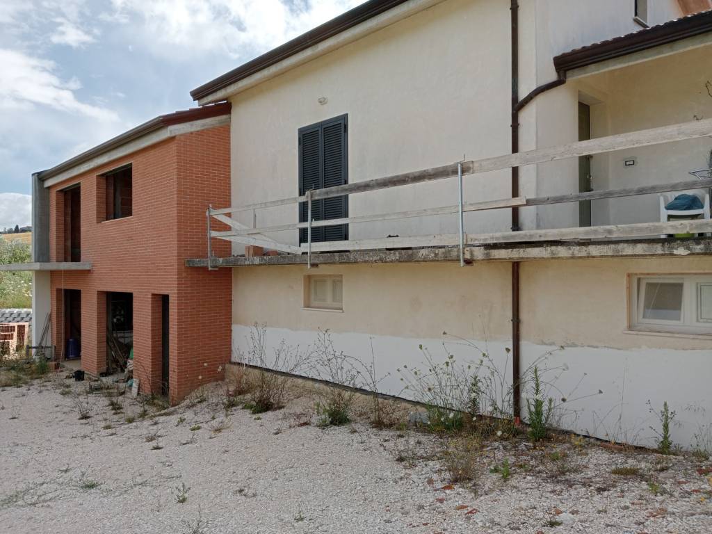 Villa a Oratino in Strada Interpoderale Lammerti - Foto 3