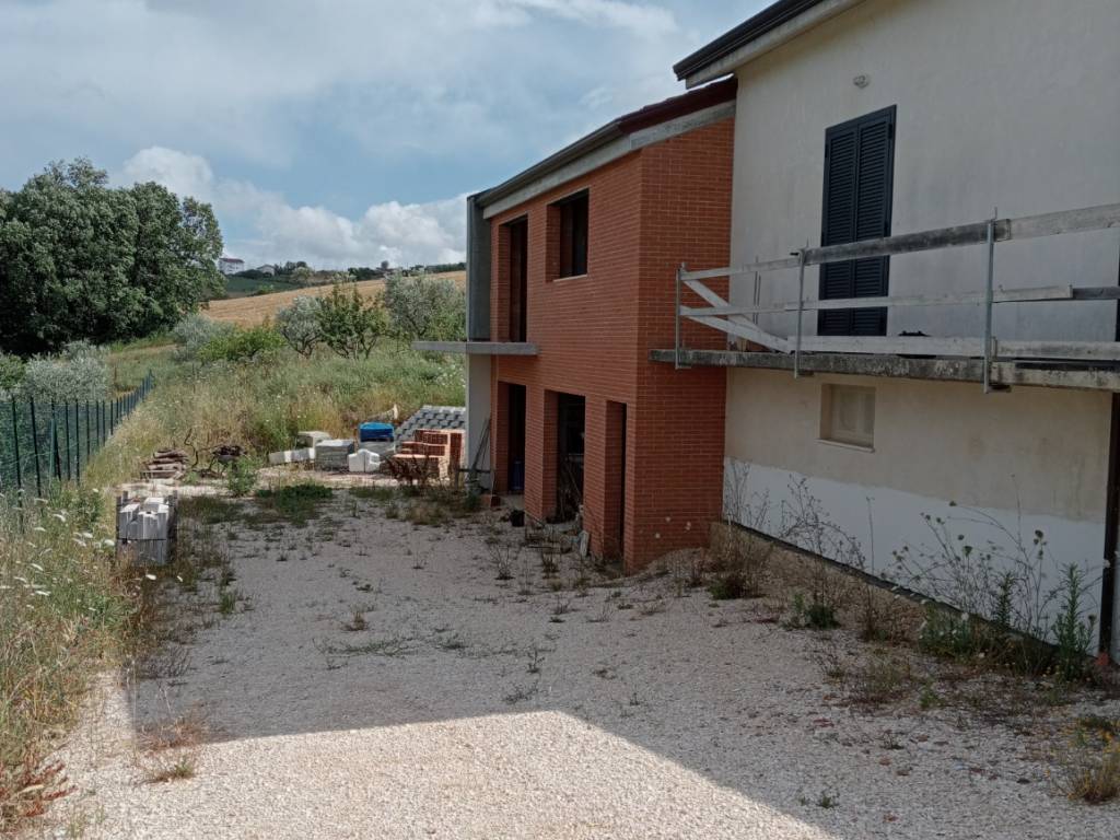 Villa a Oratino in Strada Interpoderale Lammerti - Foto 4