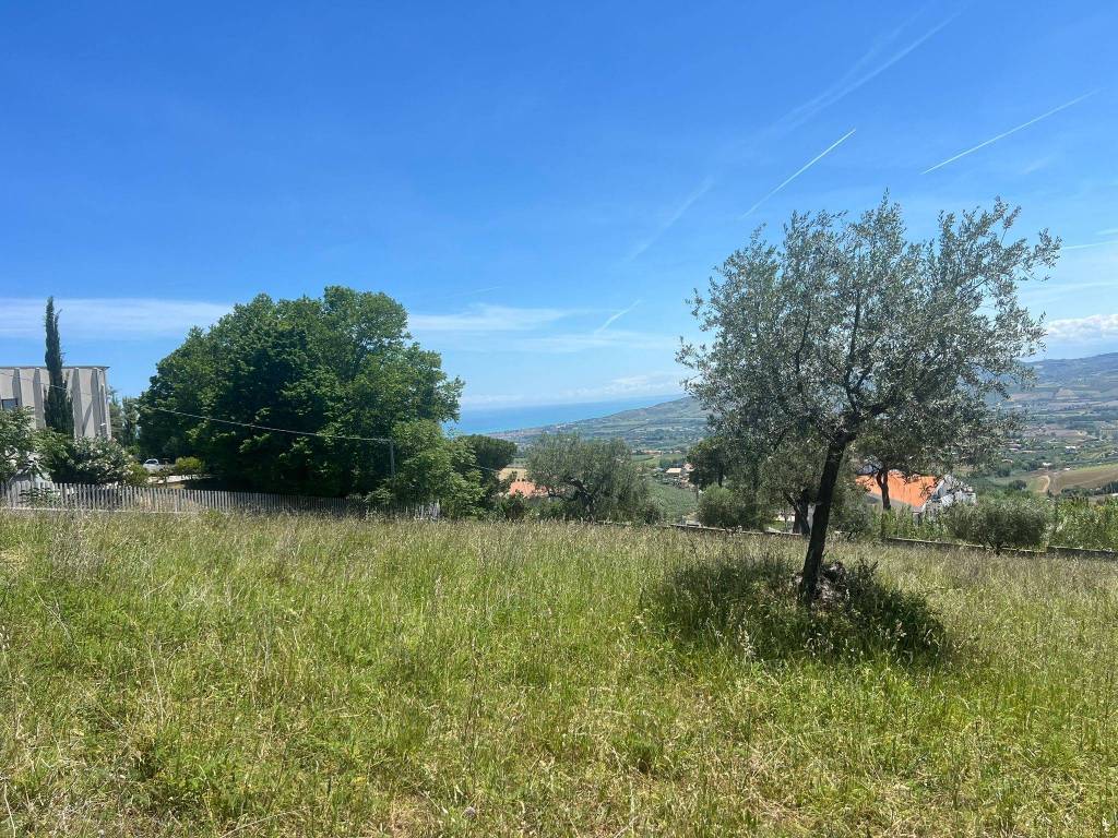 Terreno a Roseto degli abruzzi in Via Pietro Amodeo - Foto 5