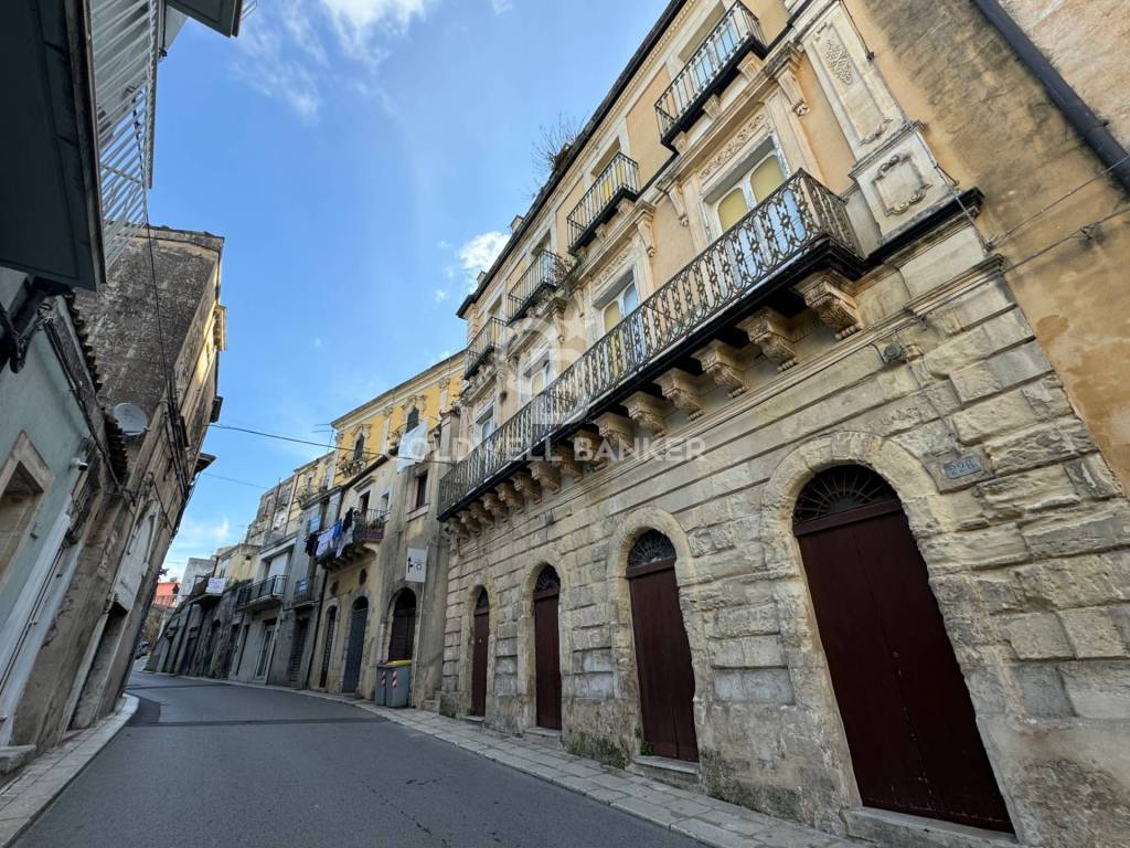 Palazzo / stabile a Ragusa in via del mercato, 226 - Foto 2