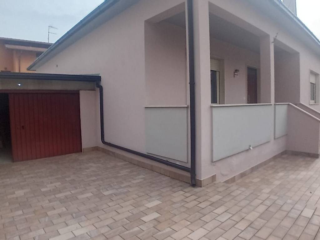 Villa a Giulianova in Via Enrico Fermi, 11 - Foto 2
